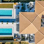 Villa Eagle's Nest - Adjoining Villas! *