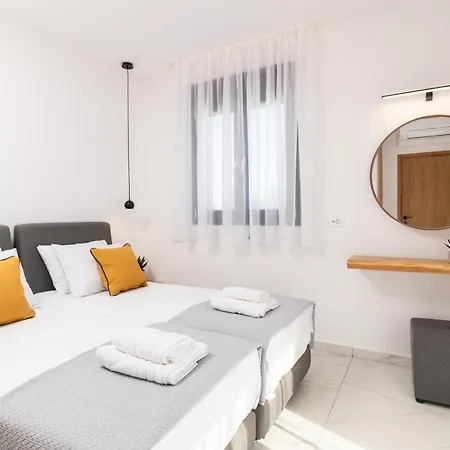 Eagle's Nest - Adjoining Villas! טסיליבי