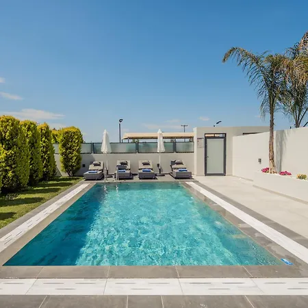 Eagle's Nest - Adjoining Villas! Villa *